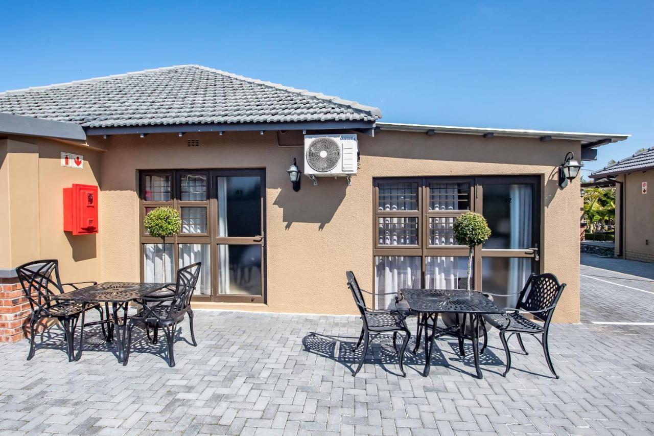 Excellent Guest House Bellville Bagian luar foto